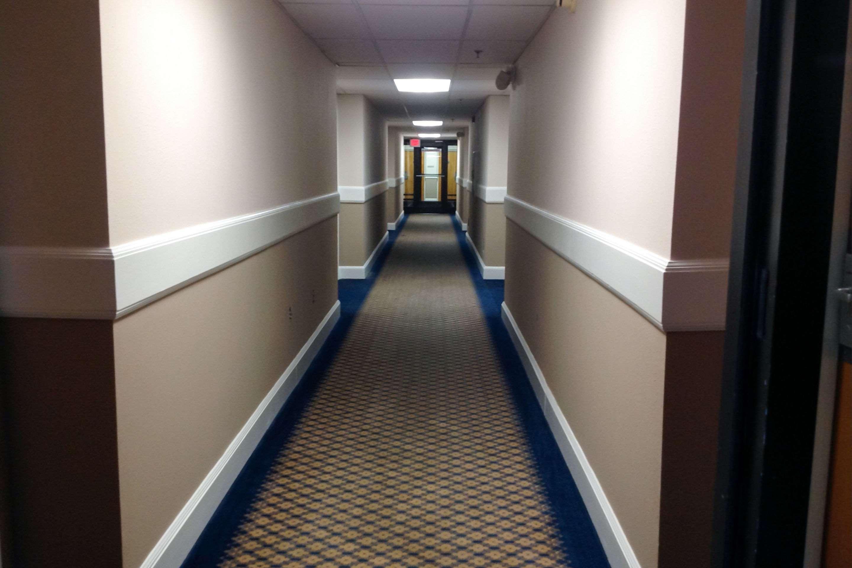 Econo Lodge & Suites Садърн Пайнс Екстериор снимка